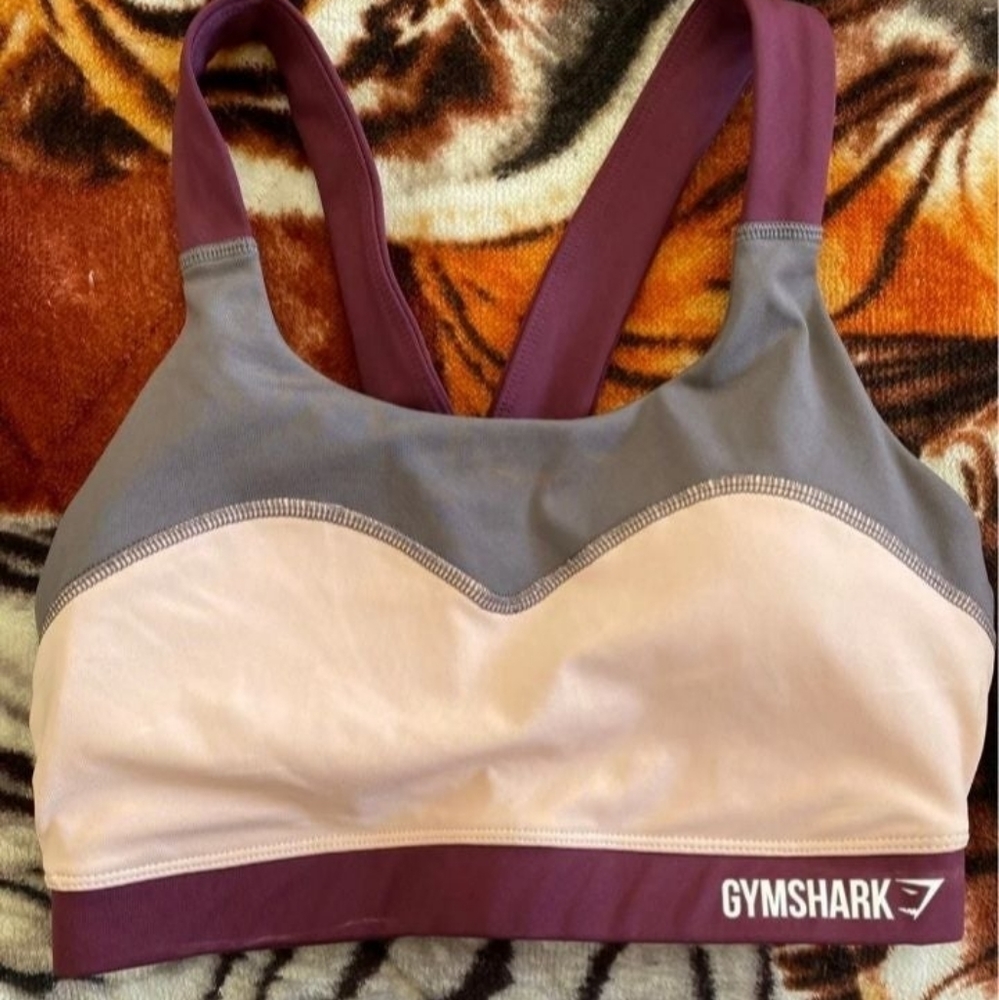 Gym shark sports bra